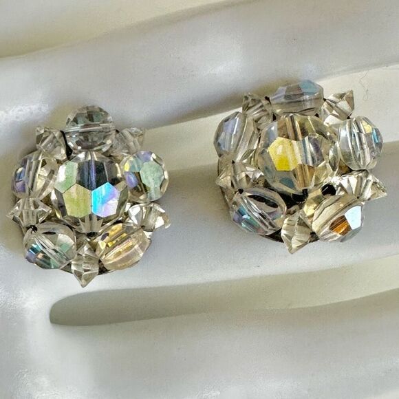 Aurora Borealis vintage Clip On Earrings - Picture 3 of 7